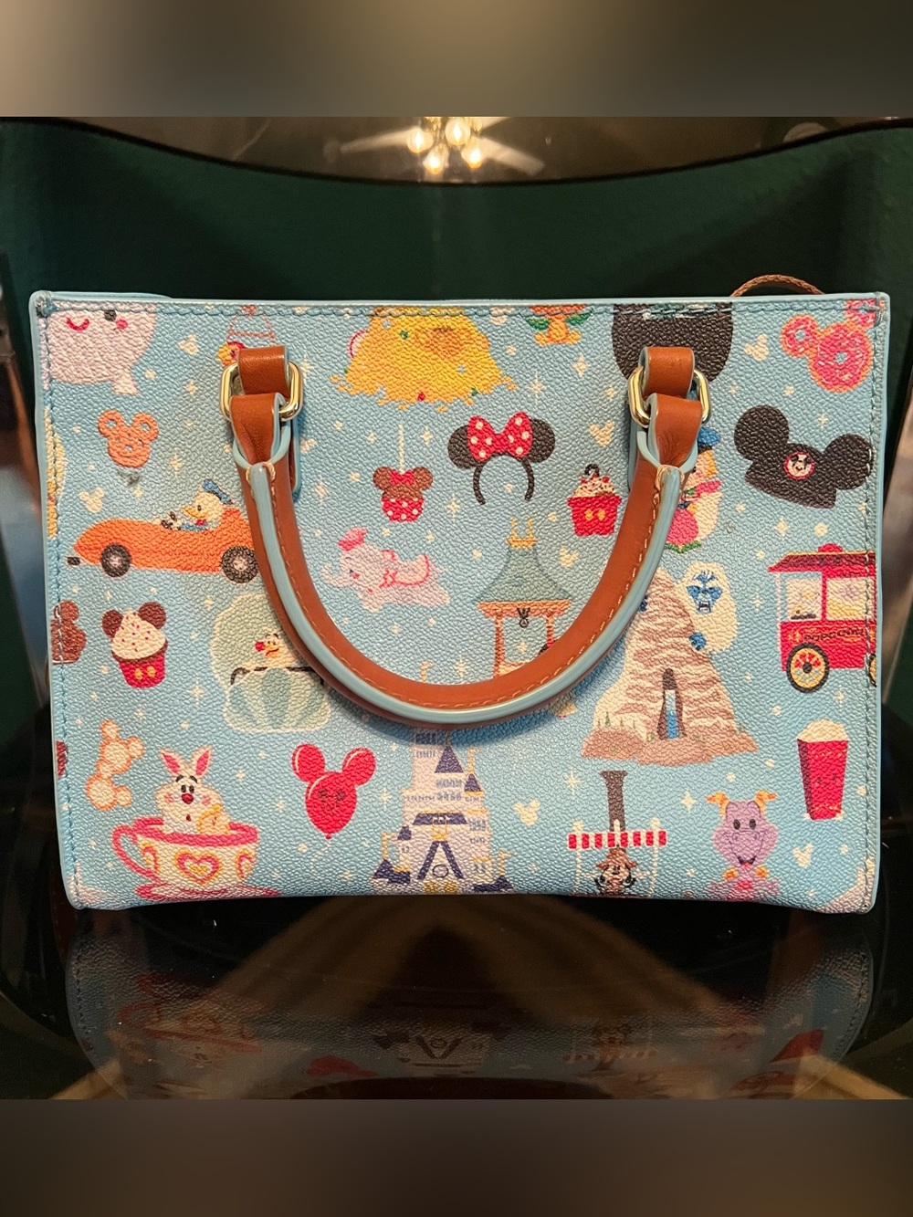 Disney Dooney & Bourke Bag Jerrod Maruyama Theme Park Icons Zip Crossbody Bag - Picture 6 of 14